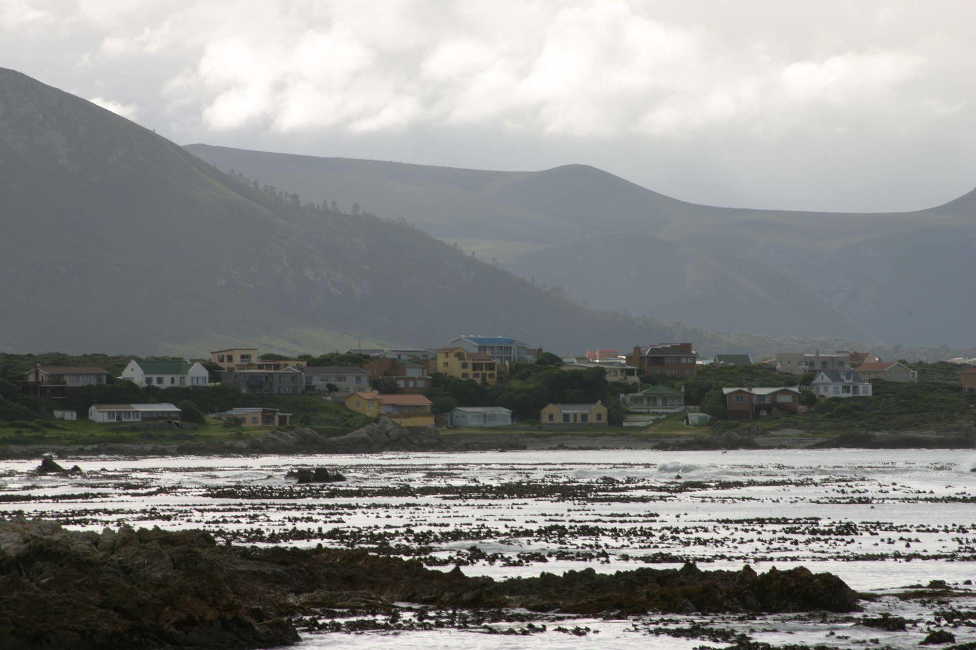 Aire Del Mar Guest House Kleinbaai Экстерьер фото